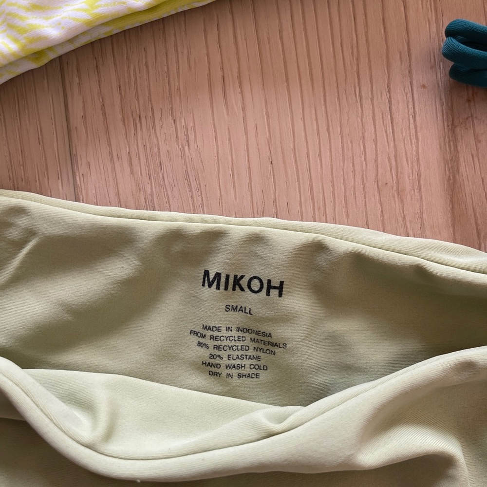 Mikoh Bundle - Picture 4 of 4
